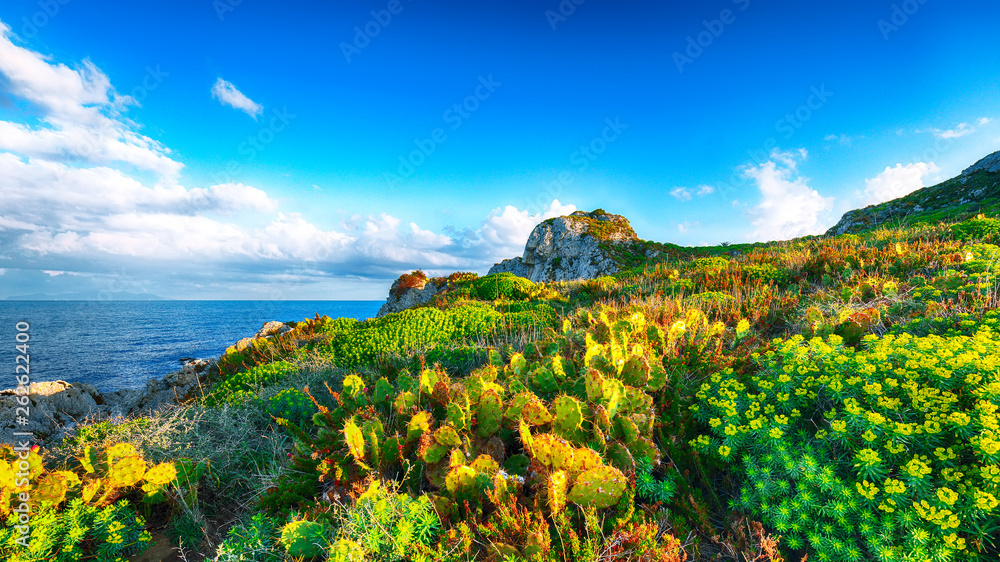 Αυτοκόλλητο Dramatic spring sunset on the the cape Milazzo panorama of nature reserve Piscina di Venere