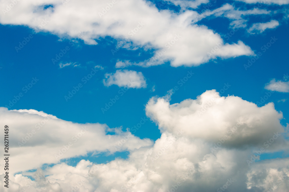 Obraz premium colorful dramatic sky with cloud at sunset.