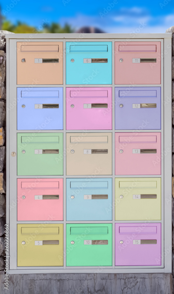 Boîtes aux lettres couleurs 