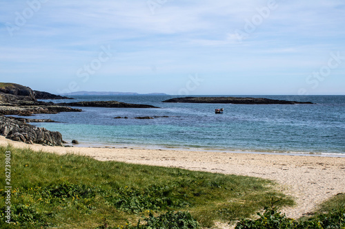 Fototapeta Naklejka Na Ścianę i Meble -  West of Ireland landscape overlooking the Atlantic ocean