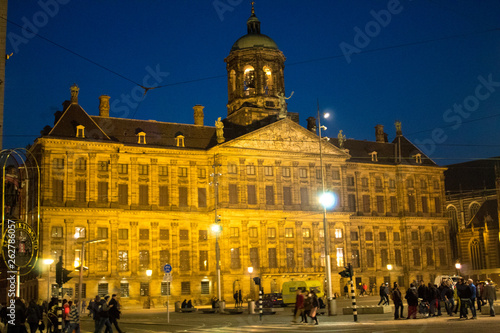 Fototapeta Naklejka Na Ścianę i Meble -  Amsterdam/Netherlands, April 06, 2019: Old Amsterdam Night Streets