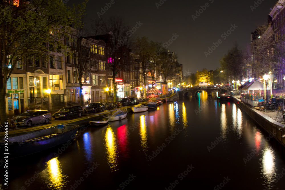  Night streets of Amsterdam and canals in the night elimination