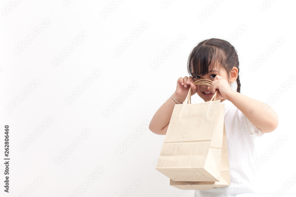 Girl is going to shopping