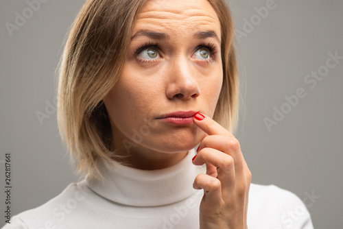 Tableau sur toile herpes on the lips, beauty and health