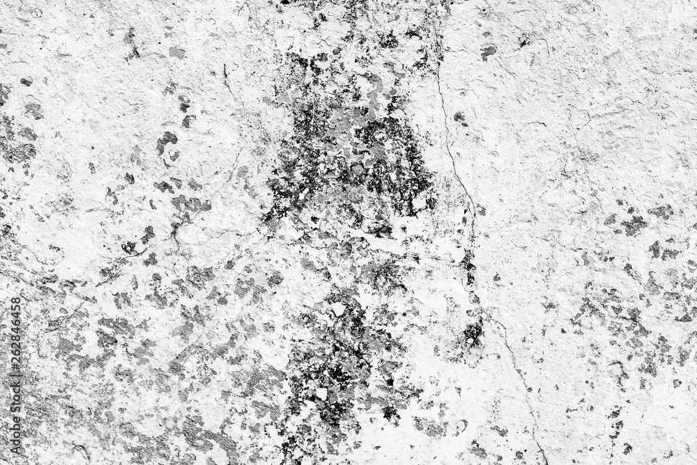 Fototapeta premium Wall fragment with scratches and cracks