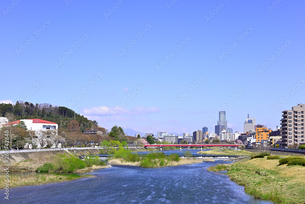 仙台市の広瀬橋付近より上流を望む