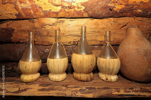 Fotografia Fiaschi per vino