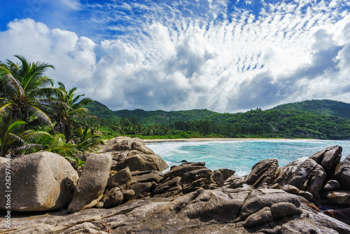 Beautiful wild lonely beach, police bay, seychelles 24 © Christian B.