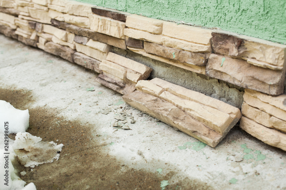 Decorative facade tile fell off