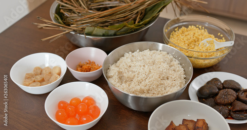 Prepare food for making rice dumpling