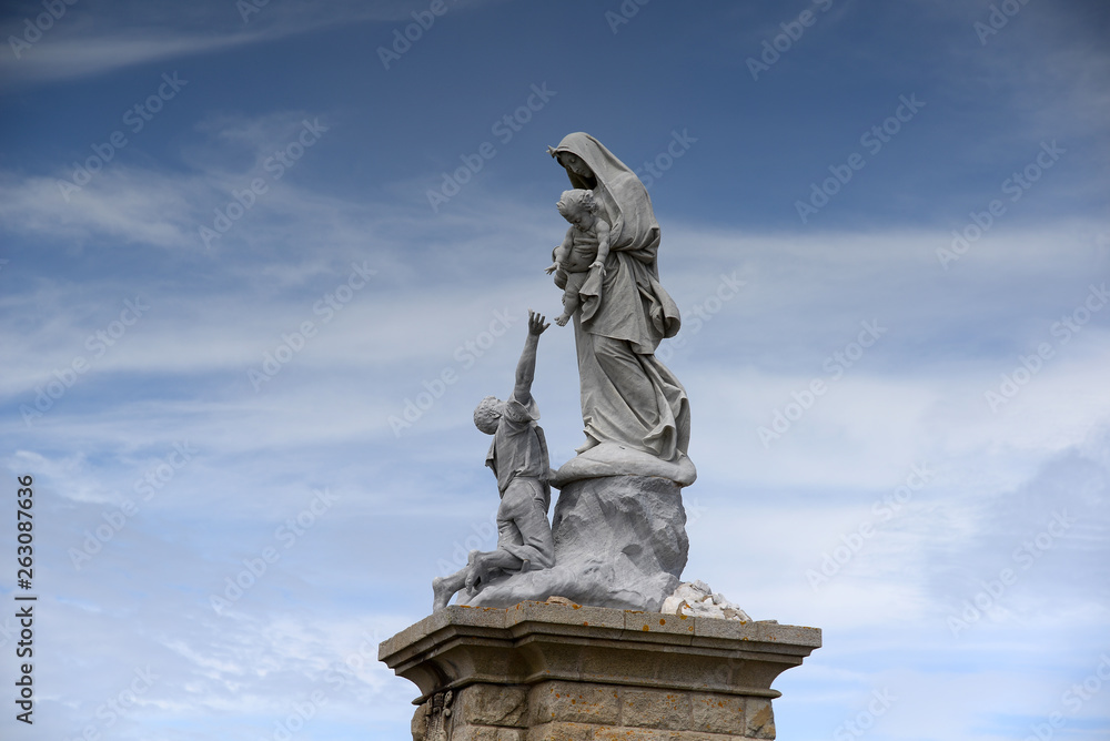Statue von Notre-Dame des Naufrages an der Pointe du Raz