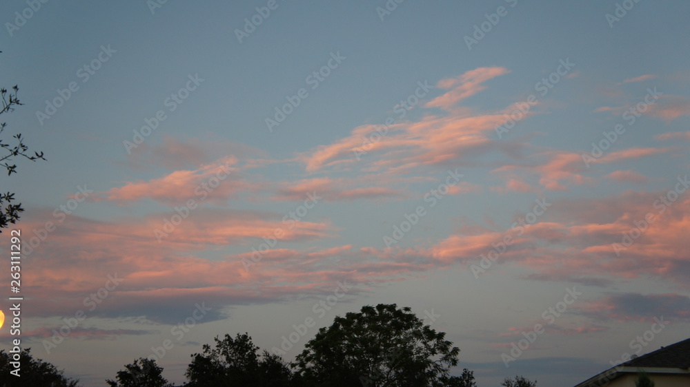 Obraz premium Pink clouds