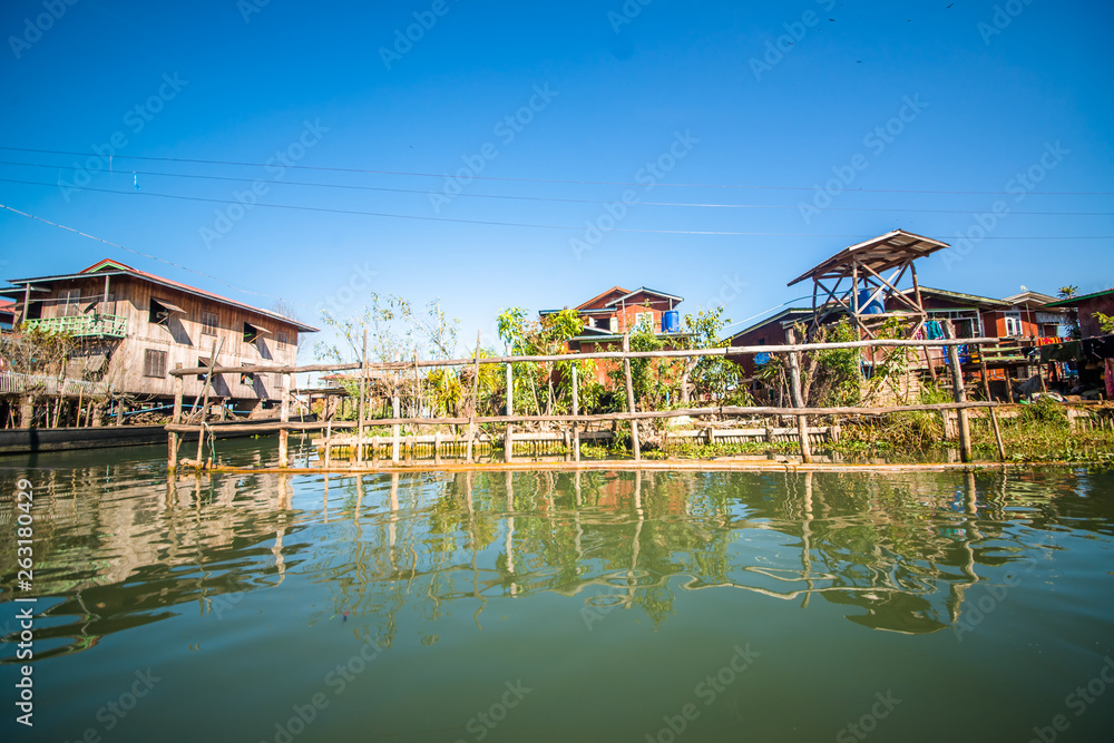 Fototapeta premium Strolling by boat in Inle Lake, Myanmar.