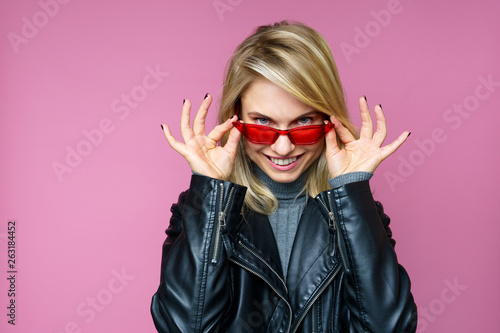 Wallpaper Mural Photo of blonde in pink glasses Torontodigital.ca