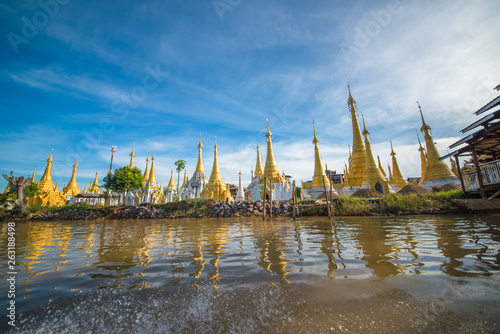 Strolling by boat in Inle Lake, Myanmar.