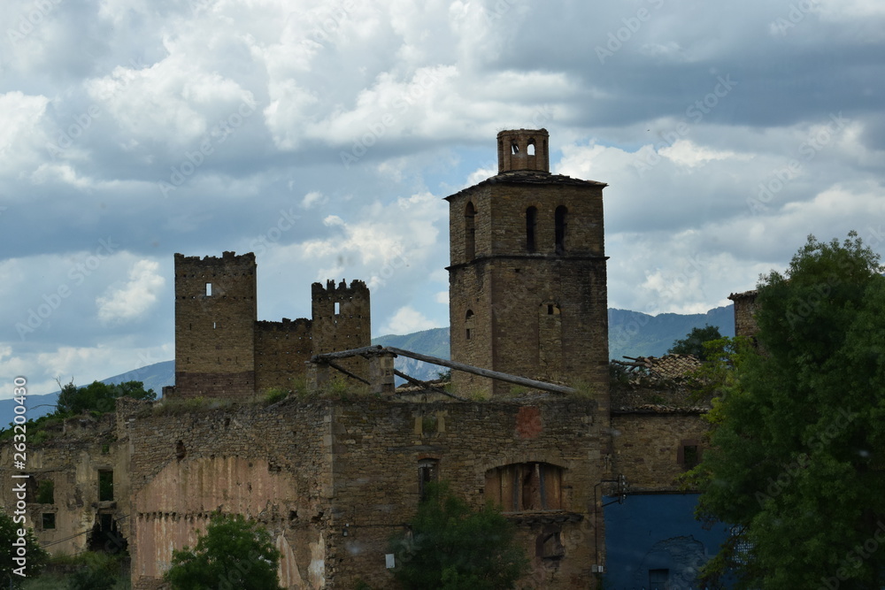 Ruines du village de Sos del Rey Católico en Aragon, Espagne