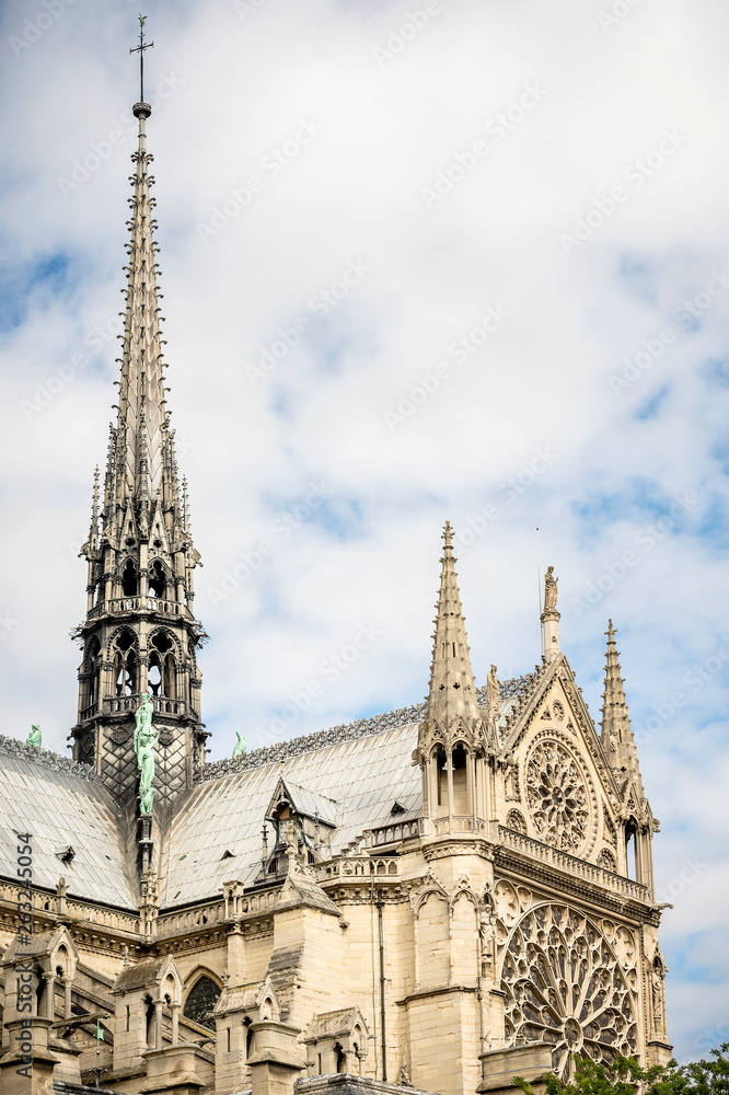 PARIS, NOTRE DAME: On the roof of the central nave, a tall spire was raised in 1860 called the Flèche, completely destroyed during the fire of 15 April 2019. France