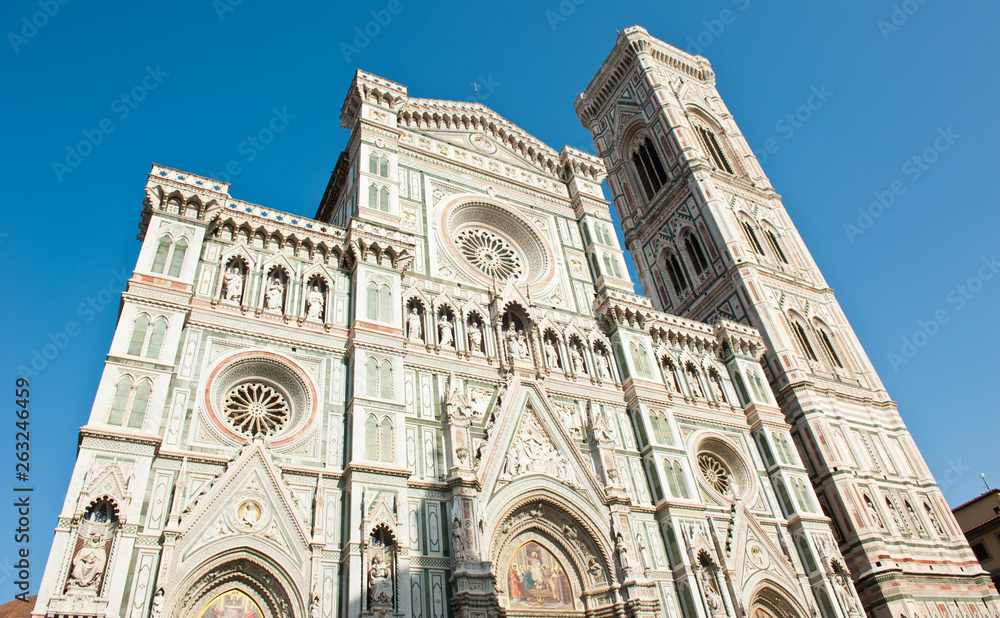 Fototapeta premium Cathedral of Saint Mary of the Flower (Cattedrale di Santa Maria del Fiore; Il Duomo di Firenze), Florence, Italy