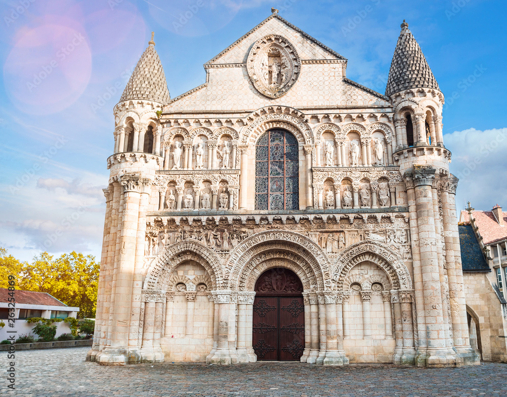 Poitiers, église Notre-Dame-la-Grande