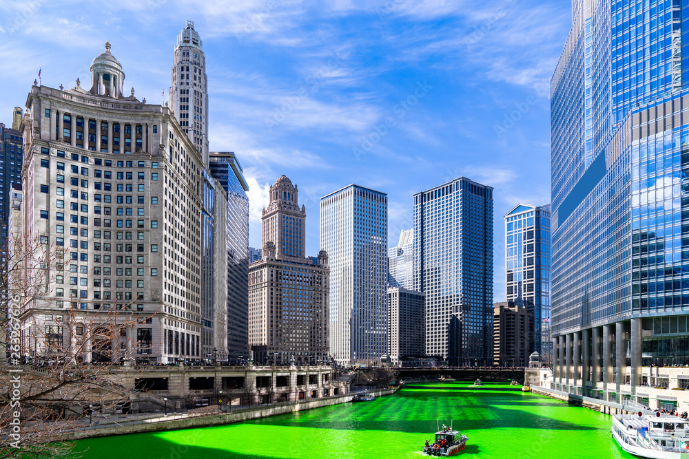 Obraz premium Dyeing River Chicago St' Partick Day.