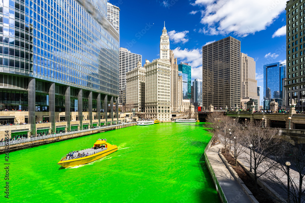 Obraz premium Dyeing River Chicago St' Partick Day.