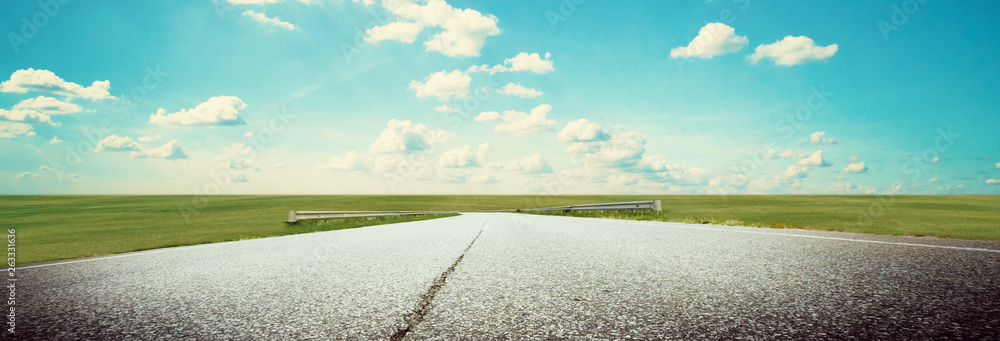 Fototapeta premium Panoramic road highway