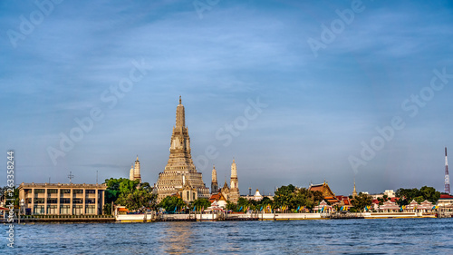 Photography Wat Arun temple at Bangkok, Thailand