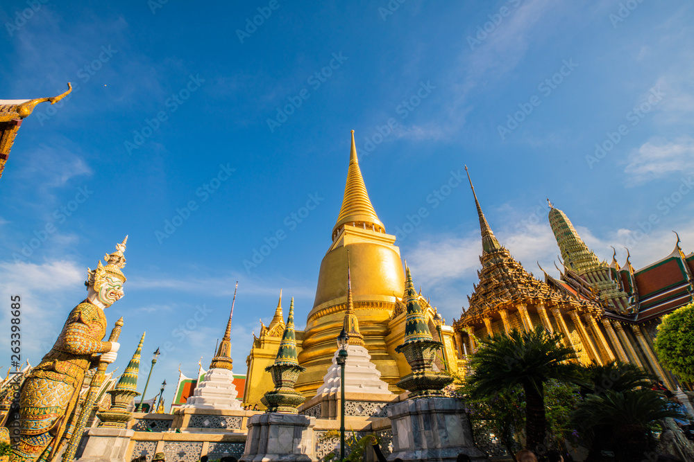 Wat Phra Kaew emerald buddhist temple at Bangkok