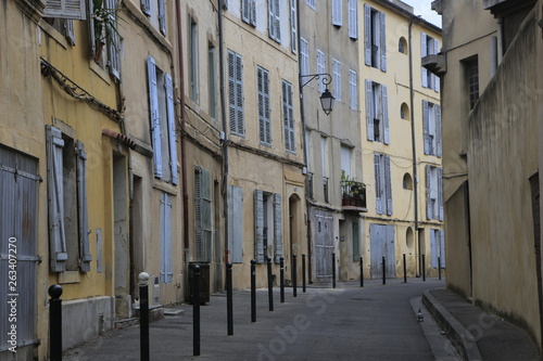 Street in Aix-en-Provence © kemal