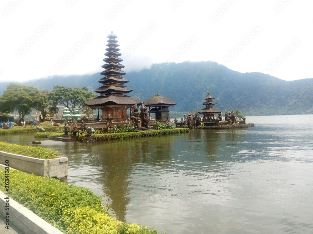 Obraz premium Pure Ulun Danu