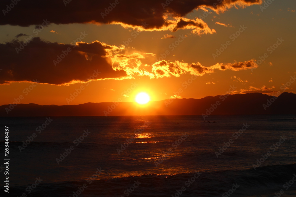 Fototapeta premium 湘南の海の夕日