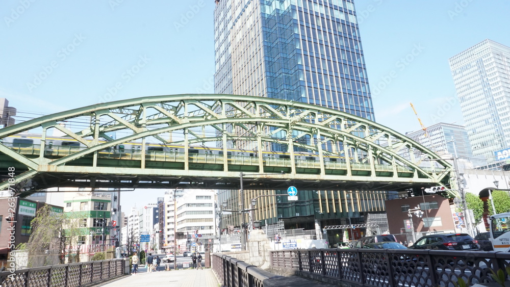 Naklejka premium 巨大な橋