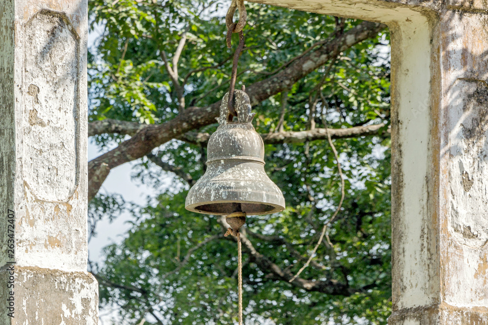 Obraz premium temple under Pidurangala Rock in sri lanka