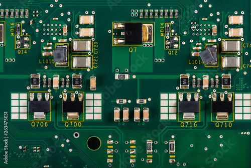 Obraz na płótnie Electronic components on the PCB