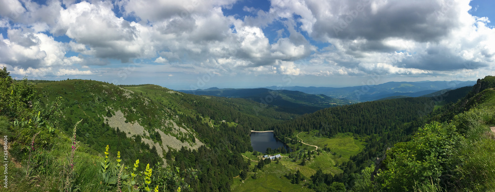 Fototapeta premium Balade sur les cretes des vosges