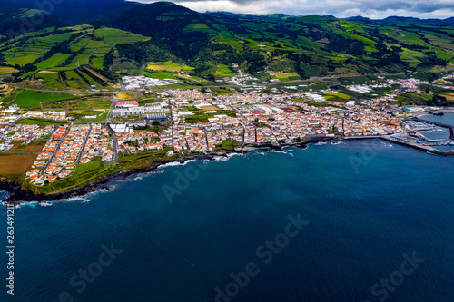 Die Azoren aus der Luft - Sao Miguel - Heisse Quellen, Gärten, Sen und Landschaften aus der Luft 