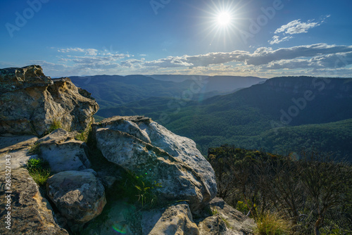 Fototapeta Naklejka Na Ścianę i Meble -  sunset at lincolns rock, blue mountains, australia 2