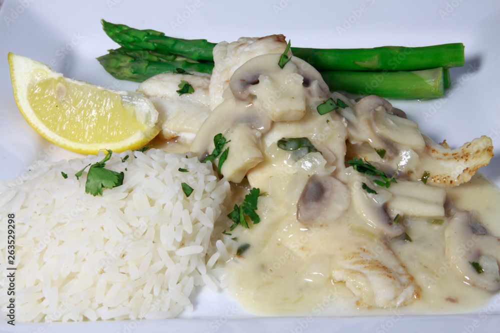 Dover Sole Fillets in white wine sauce & mushrooms 2 Dover Sole Fillets in white wine sauce & mushrooms 2