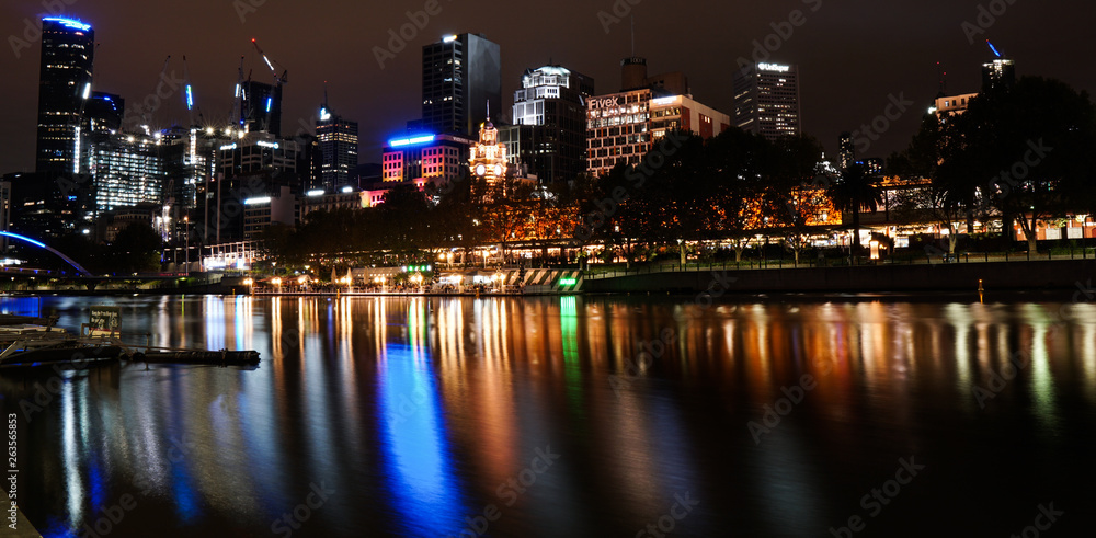 Melbourne CBD night photography 