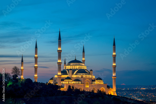 Photography Istanbul Camlica Mosque or Camlica Tepesi Camii, Istanbul, Turkey