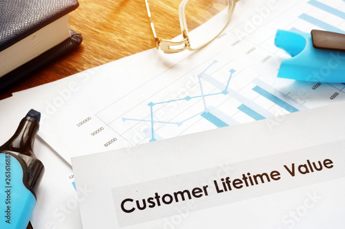 Slika na platnu Customer lifetime value CLV or CLTV report papers.