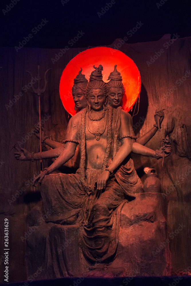 Φωτογραφία Beautiful sculpture of Lord Dattatreya during Ganpati Festival, Pune