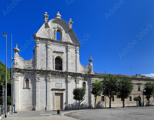 Slika na platnu Trani, Italy - XVIII century Church of St