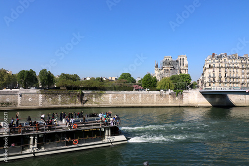 Paris - Notre-Dame photo