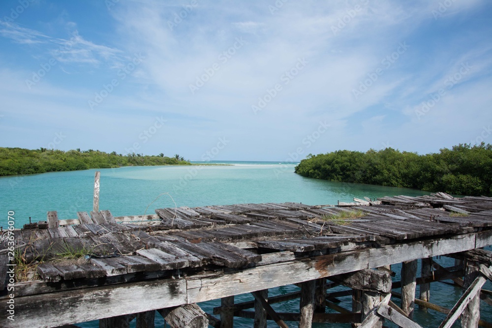 Old bridge in Sian Ka'an natural reserve . Quintana Roo, México