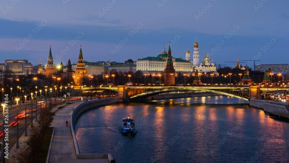 Time-lapse from the Patriarchal bridge, view of the Kremlin and the Stone bridge Time-lapse from the Patriarchal bridge, view of the Kremlin and the Stone bridge