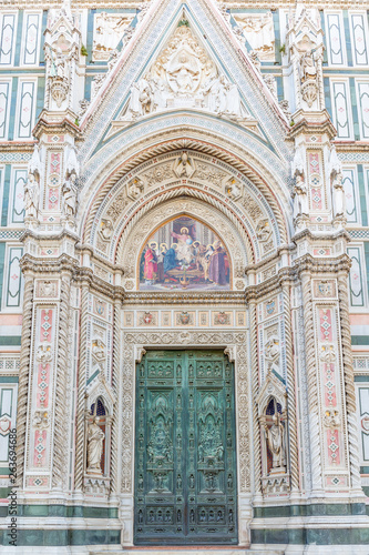 Portal entrance to Cattedrale di Santa Maria del Fiore in Florence