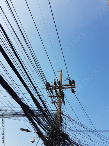 Communication and power wires. © FettiCo