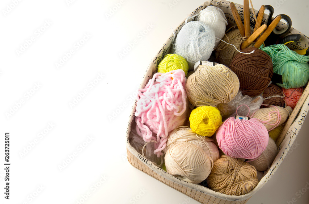 Color yarn for knitting, knitting needles and crochet hooks