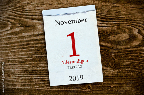 Kalender mit Allerheiligen 2019